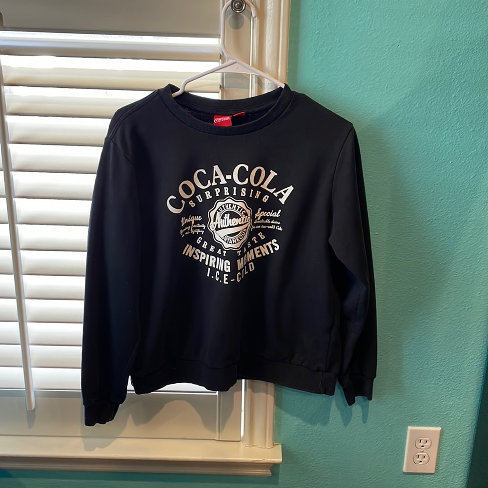 Women’s black long-sleeve size L coca-cola print